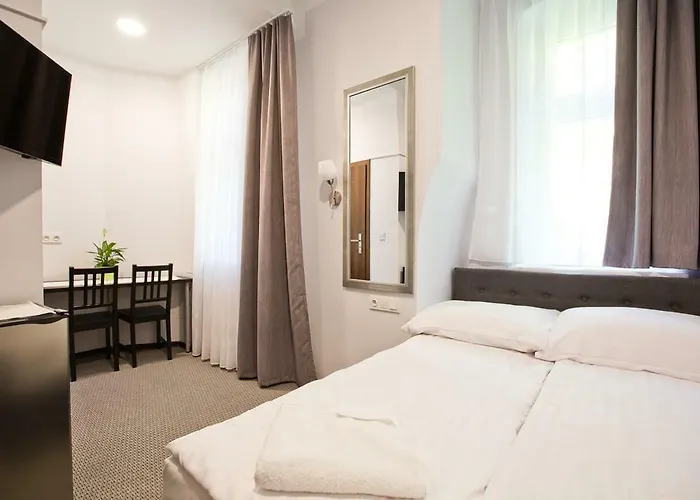 R&b Διαμέρισμα *